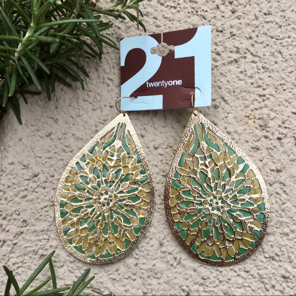 Forever 21 turquoise yellow earrings